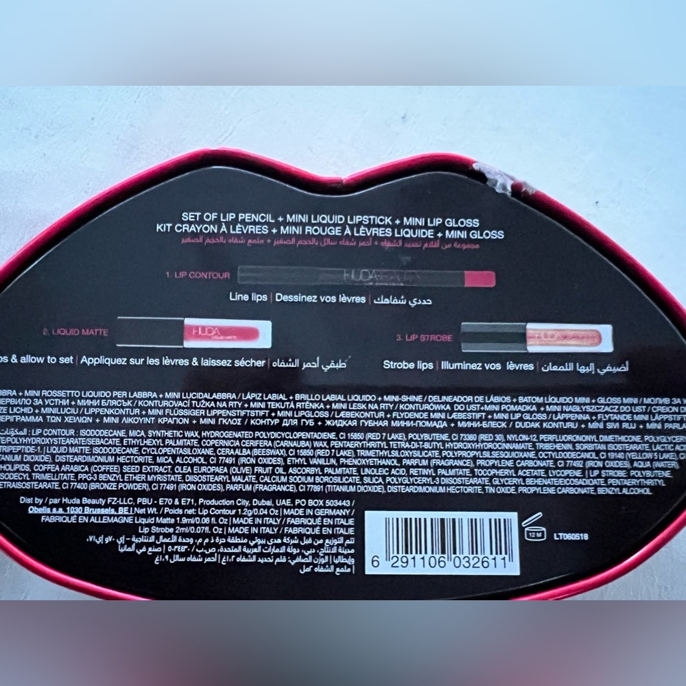 Huda Lip Kit - Picture 3 of 3